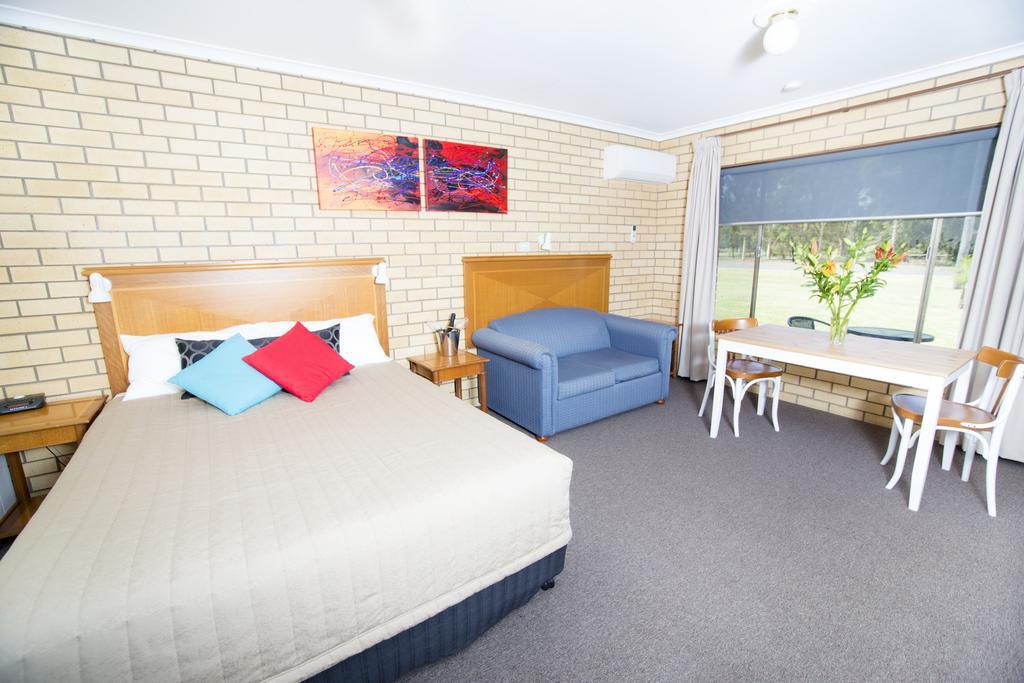 Golfers Lodge Motel Corowa Exteriör bild