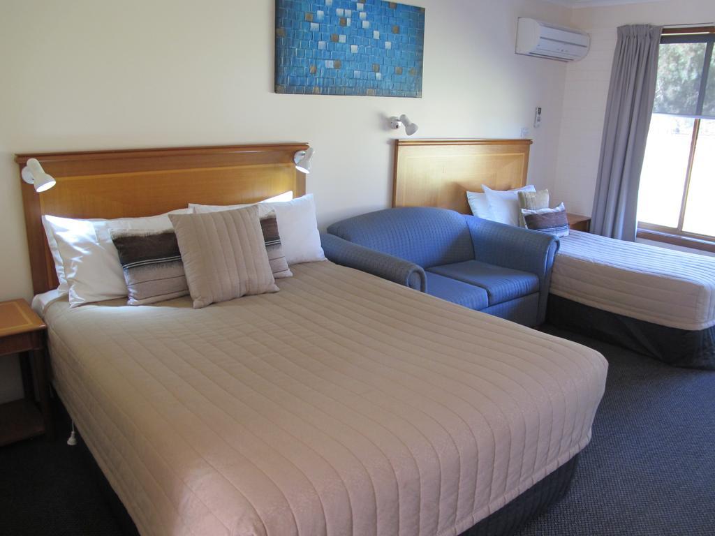 Golfers Lodge Motel Corowa Exteriör bild
